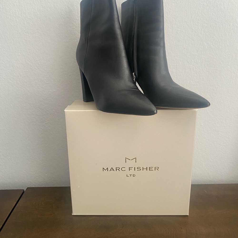 Marc Fisher genuine leather barely worn